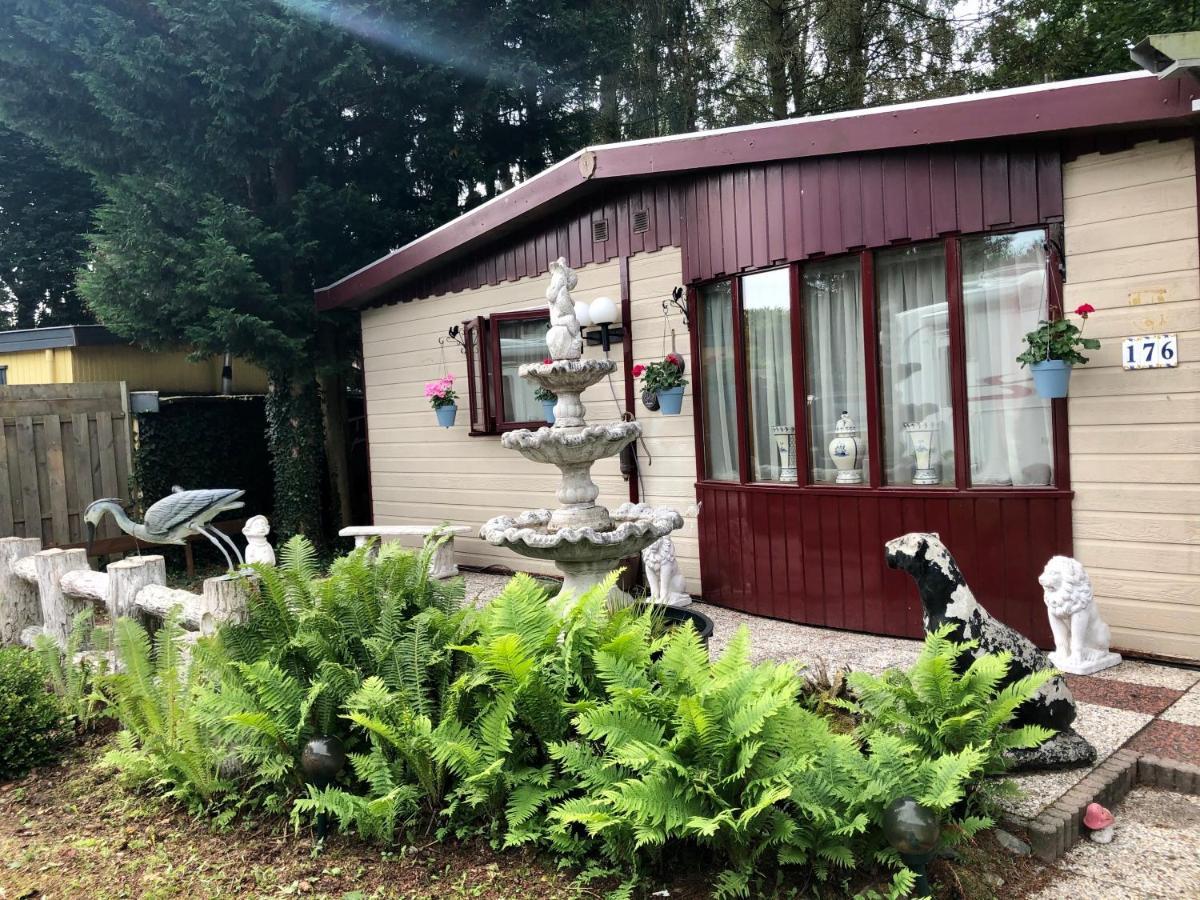 Retro Relax Resort Midden In Het Bos Op De Veluwe In Putten Exteriér fotografie